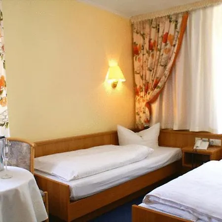 Hotel Kyffhauser 3*
